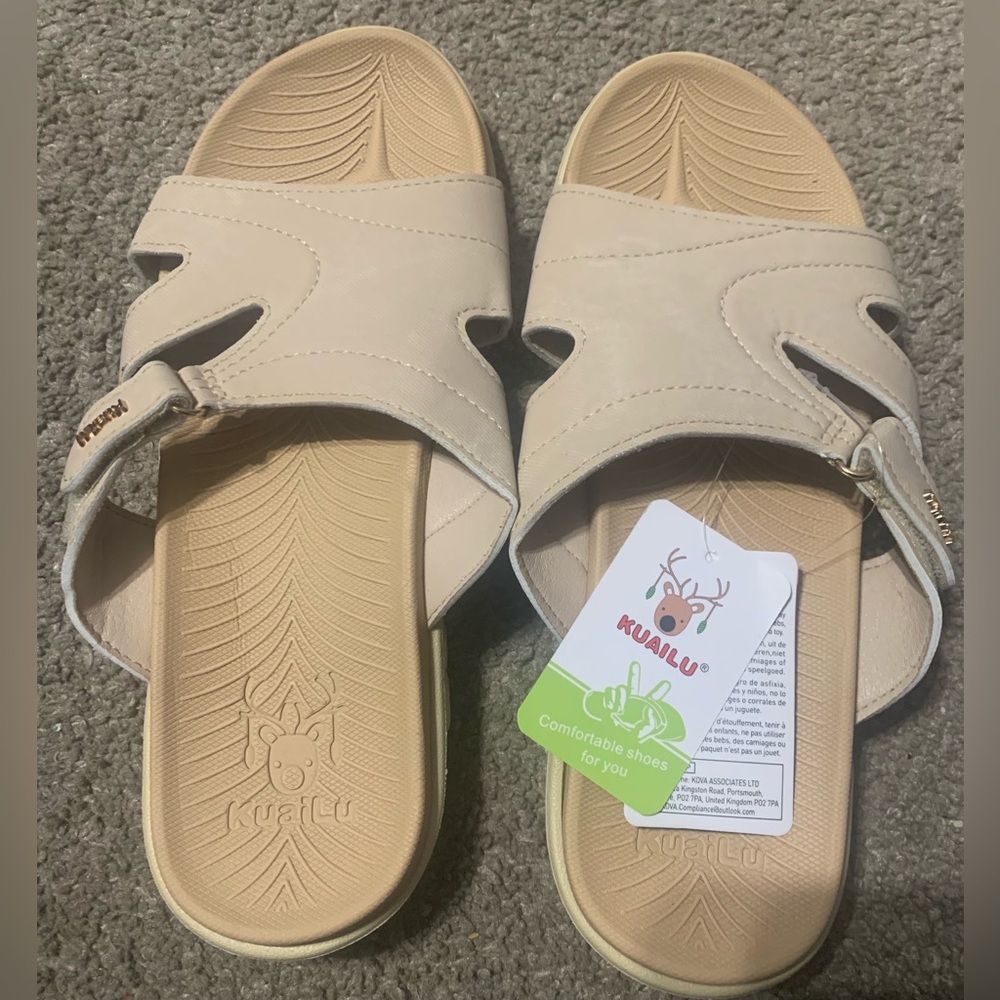 Kuaillu Womens Beige Sandals Orthopedic Arch Support
Slip-Ons NWT